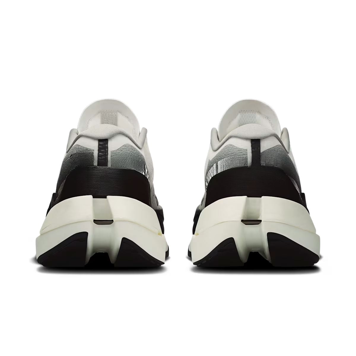 Cloudboom Max 'White Black'